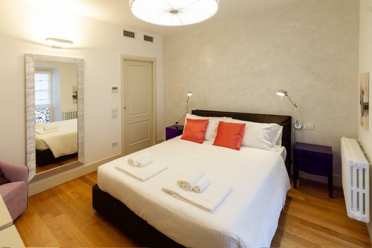 Tergesteo Palace Suite Trieste Esterno foto
