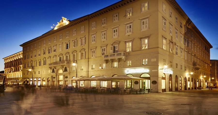 Tergesteo Palace Suite Trieste Esterno foto